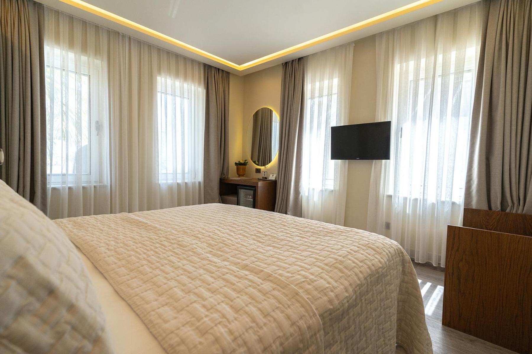 Casa Luna Hotel - Adult Only Alaçatı Exteriör bild