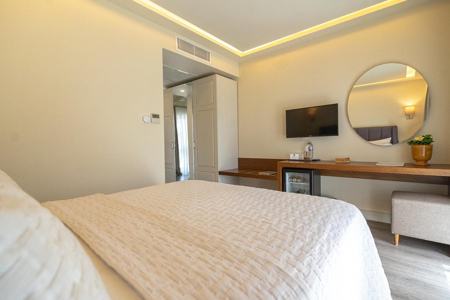 Casa Luna Hotel - Adult Only Alaçatı Exteriör bild